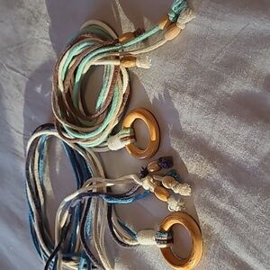 Long and dangling adjustable belts.